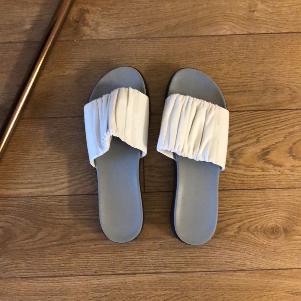 Daniella Lehavi Leather Pool Slides